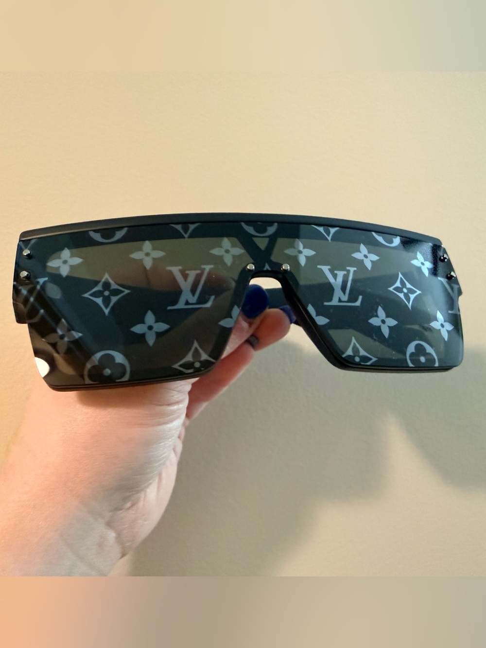 *Authentic* Louis Vuitton - Black Monogram Shield Sunglasses with dust bag!
